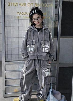 Це костюм який не перестае бути модним