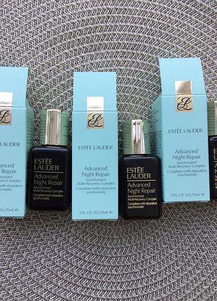 Омолоджувальна сироватка для обличчя  estee lauder