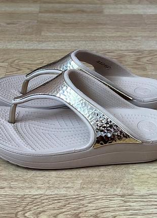 Шльопанці crocs 36-37 розміру в ідеальному стані
