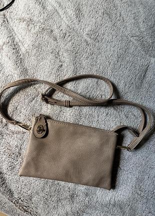 Жіноча коричнева сумка через плече, кросбоді👜
