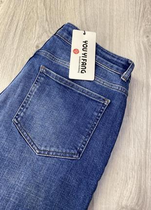 Джинси з вишивкою boder 10