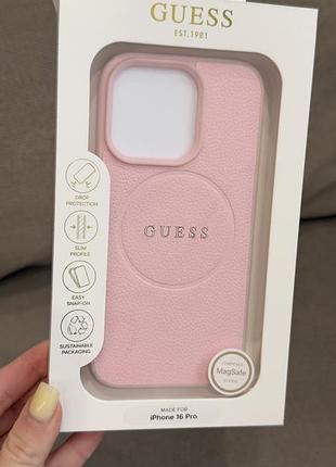 Чохол на iphone 16 pro guess
