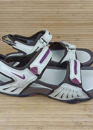 Босоніжки, сандалі nike acg розмір 40,5 (25,5 см.)