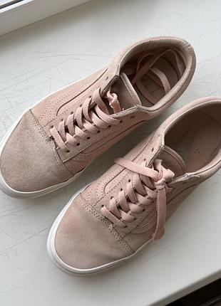 Рожеві кеди vans