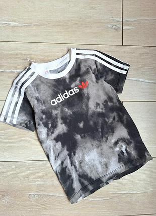 Футболка на мальчика 4-5 лет adidas