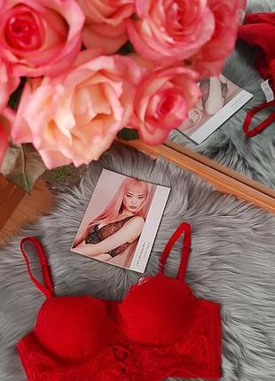 Бордовий мереживний бюстгальтер-корсет intimissimi