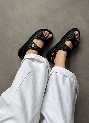 Chanel sandals black leather lux