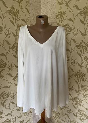 Кофтина жіноча біла