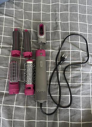 Фен у стилі dyson