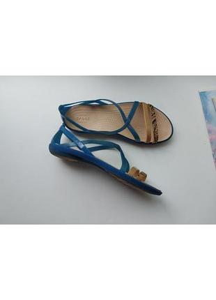 Сандалии crocs