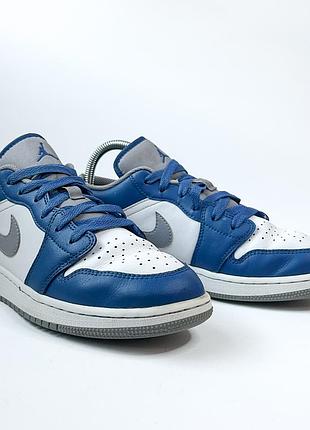 Оригінальні шкіряні жіночі кросівки nike air jordan 1 low (553560-412) розмір 38.5