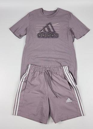 Adidas костюм шорти з футболкою фіолетовий