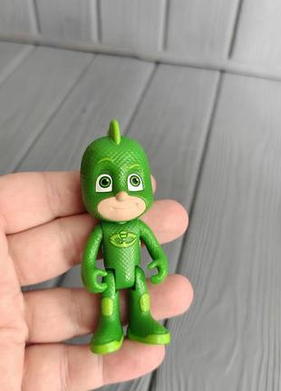 Фигурка гекко герои в масках 4