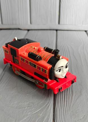 Моторизований паравозик ніа thomas & friends