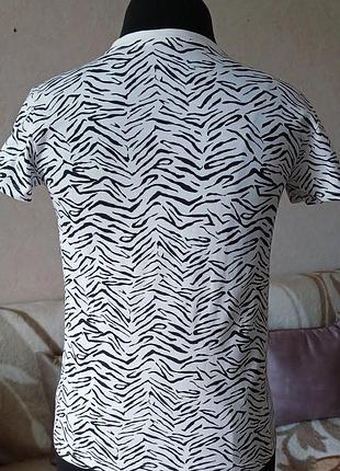 Primark 
жіноча футболка з тваринним принтом зебра.