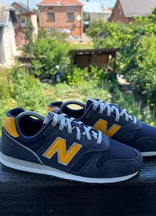 Замшеві кросівки new balance 373