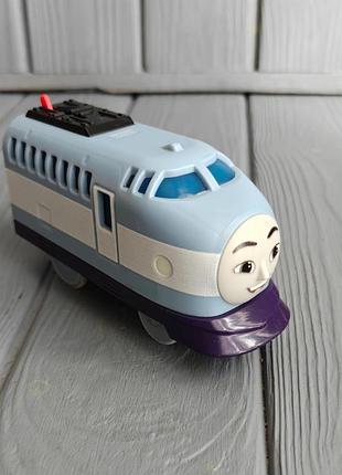 Моторизований паровозик кенджівич прайс thomas and friends kenji томас