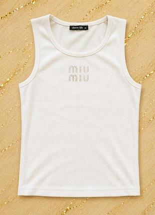 Біла майка в рубчик з стразами miu miu
