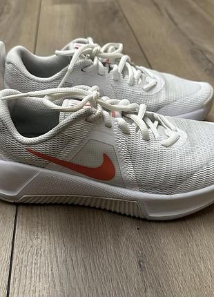 Кросівки жіночі nike