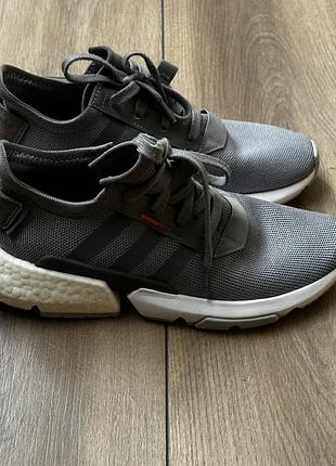 Кросівки чоловічі adidas pod  s 3.1
