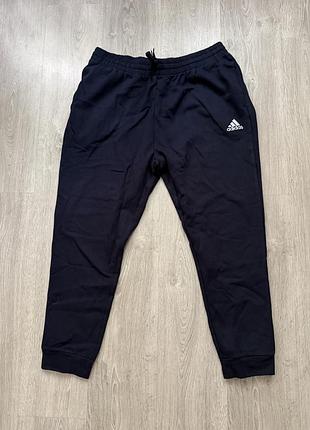 Спортивні штани adidas