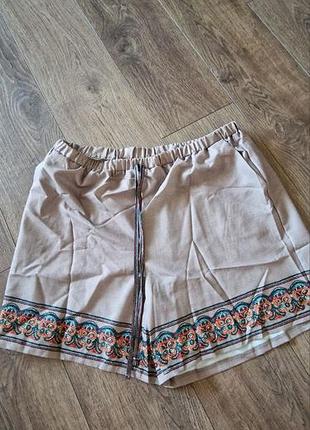 Женские тоненькие шорты