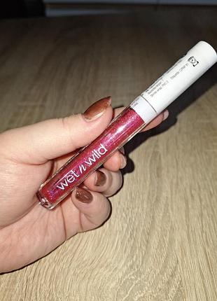 Wet n wild megaslicks,crushed grapes