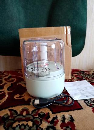 Міні електричний подрібнювач продуктів 250 мл з usb, портативний кухонний чопер для овочів і фруктів,часнику,горіхів🍓🍒🍅🍎🥕🥦🫑🍏🍋‍🟩🍏🧄🌰🥜🧅🍌