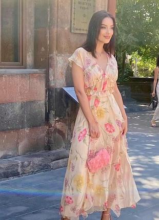 Zara сукня