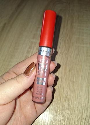 Rimmel lasting mega matte,210