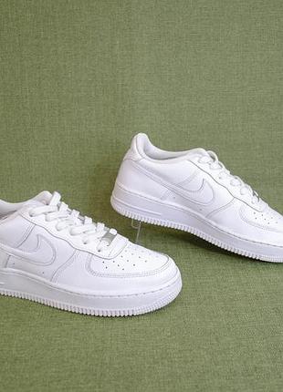 Nike air force 1 le triple white жіночі шкіряні кросівки оригінал! розмір 39 25 см