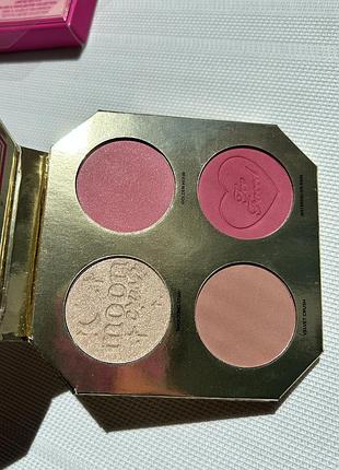 Румʼяна з хайлайтером too faced jewel crush 15 g