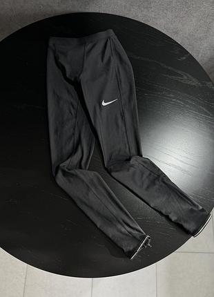 Чорні чоловічі тайтси nike компресійні лосини