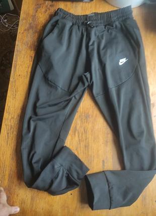 Штаны спортивные nike