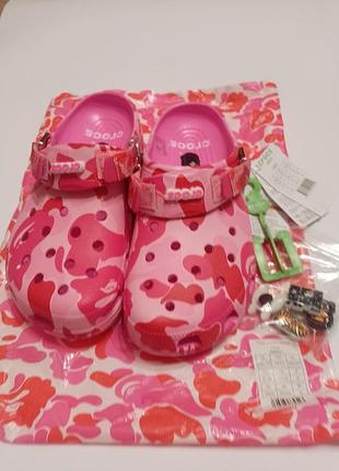 Crocs x bape 4