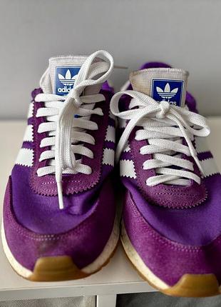 Кросівки adidas жіночі , фіолетові . розмір 38