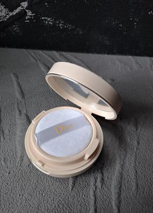 Пудра-кушон dior forever cushion powder оттенок - fair 010.
