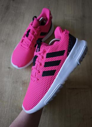 Фірмові жіночі кросівки adidas, оригінал, р.36,5.