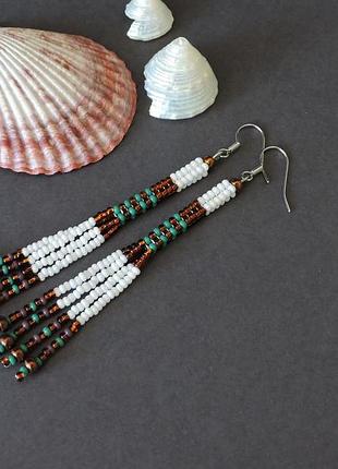 Серьги кистицы из бисера в украинском стиле