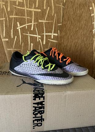 Бампи nike стан добрий 41(26 см) 999грн