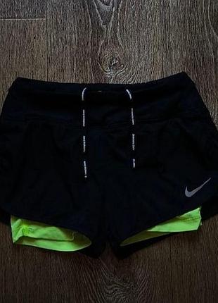Черные женские спортивные компрессионные шорты nike pro combat размер xs