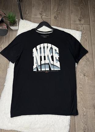 Футболка nike