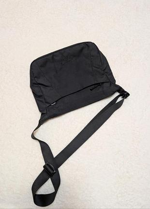 Сумка jack wolfskin  original нова 33*25 см текстиль