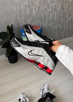 Nike shox r4 black/metallic silver