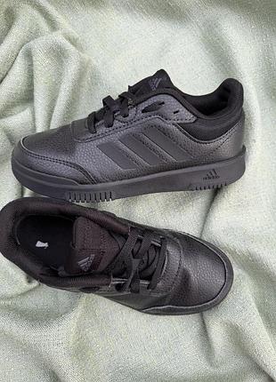 Кросівки adidas оригинал р.34