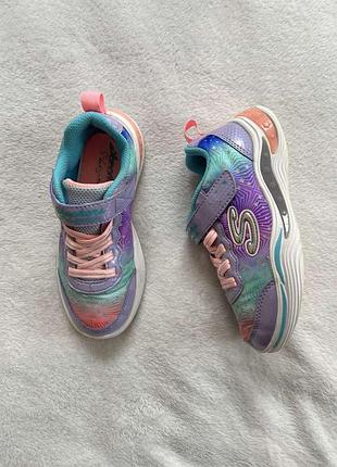 Кроссовки фирмы skechers 30 размера по стельке 20 см.