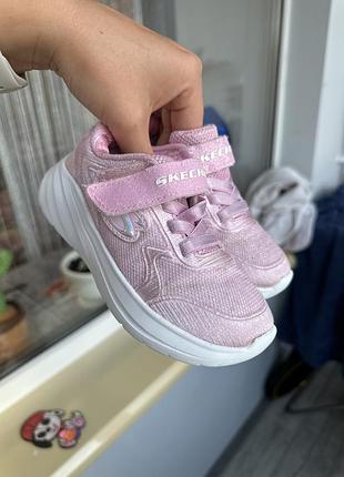 Кросівки skechers