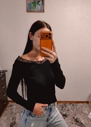Чорна кофтинка 3