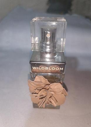 New banana republic wildbloom парфюмная вода .