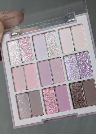 Корейська палетка тіней dasique glitter eyeshadow palette 18 berry smoothie